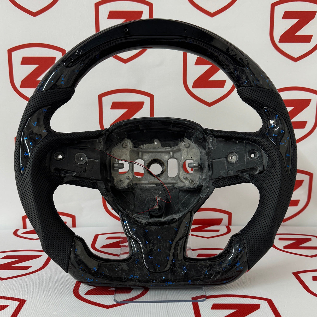 2015-2025 Chrysler 300C Carbon Fiber Steering Wheel - Preset