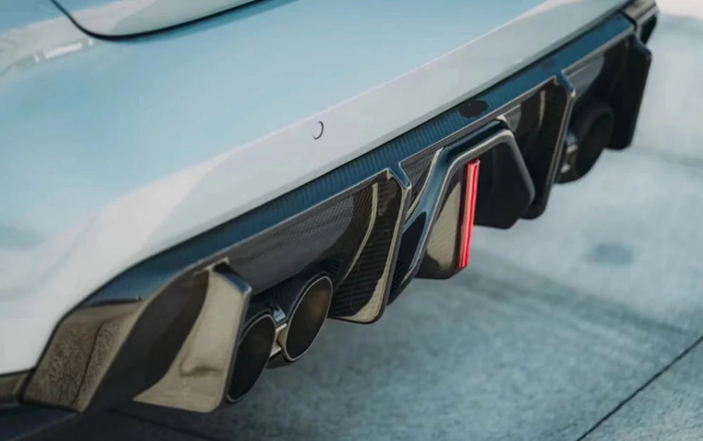 F1 Style Dry Carbon Fiber LED Rear Diffuser – BMW G80 M3 / G82–G83 M4